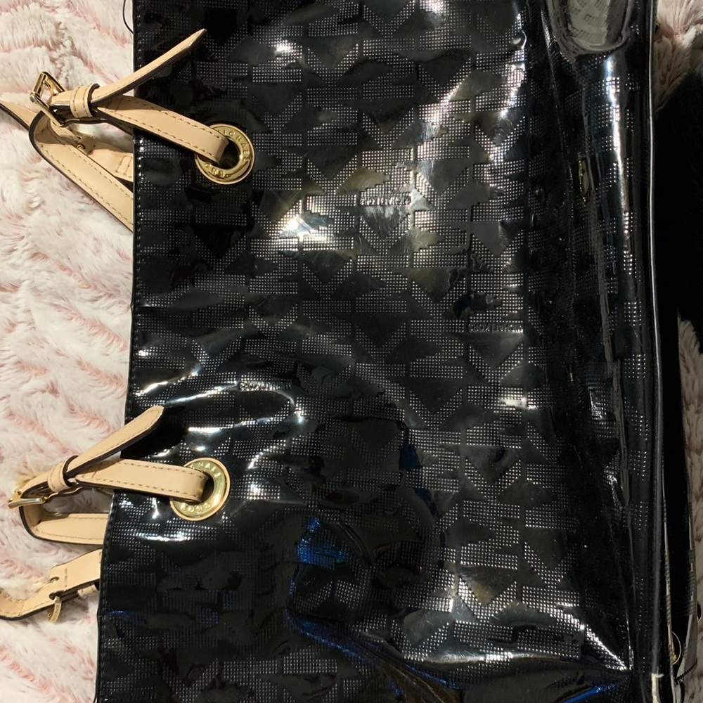 Michael kors tote